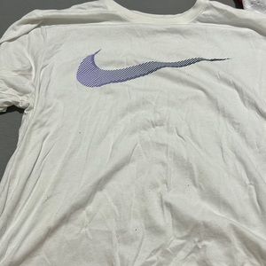 white nike shirt
